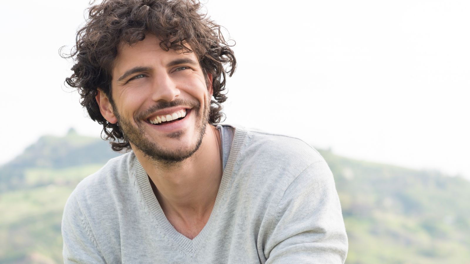 New Zealand borrower comparing personal loan interest rates