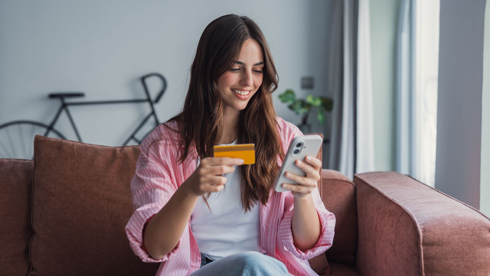 New Zealand car owner comparing car loan refinancing options